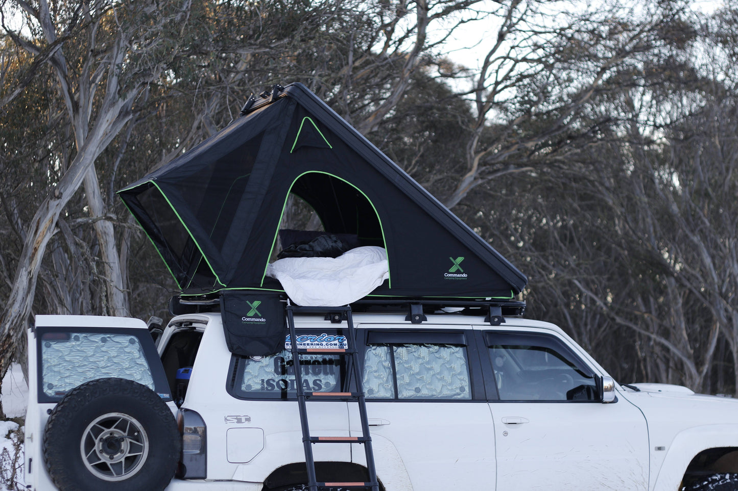 Commando Xlite Rooftop Tent Snow Image