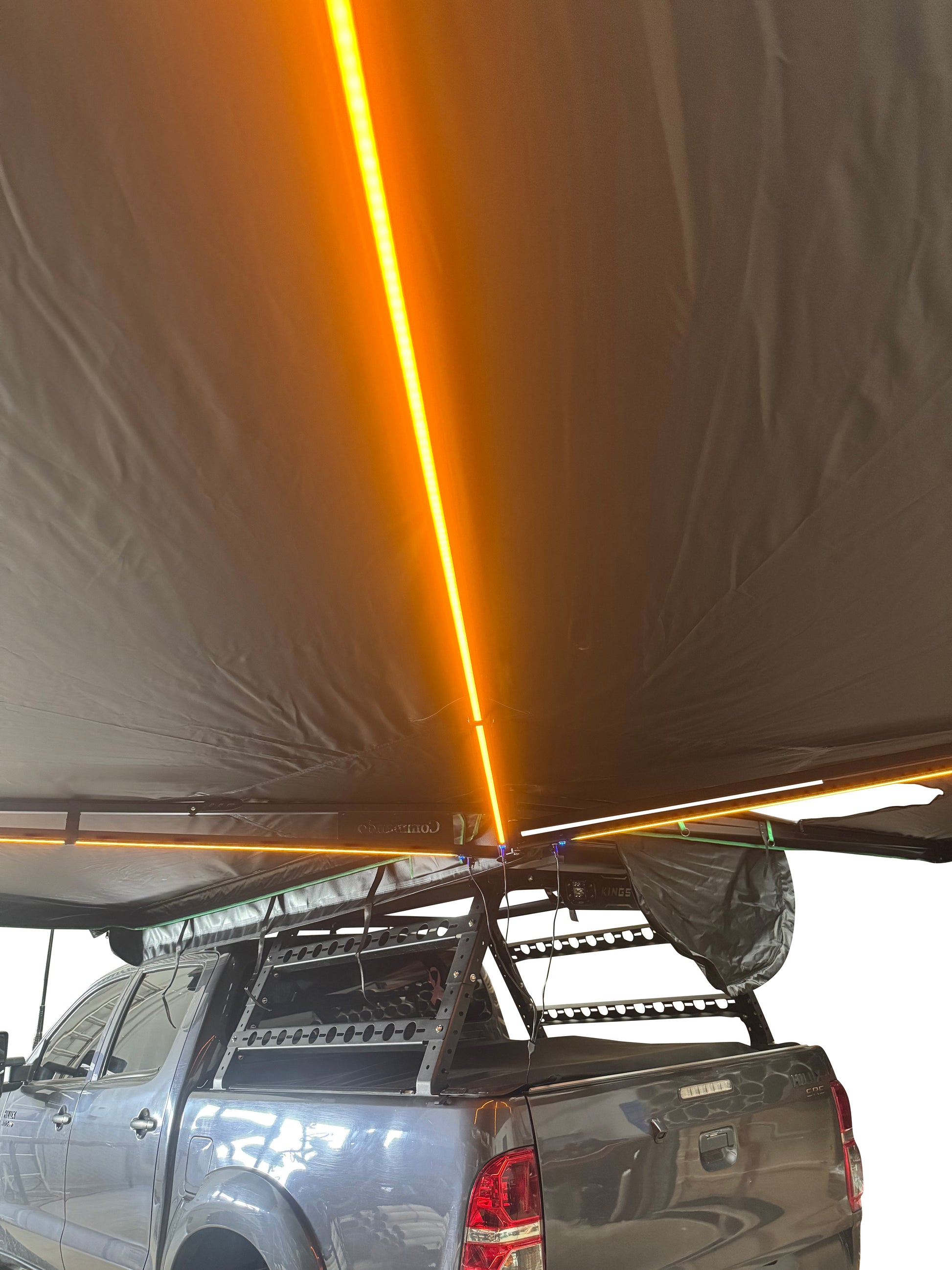 Commando 270 MAX Freestanding Awning LED Image