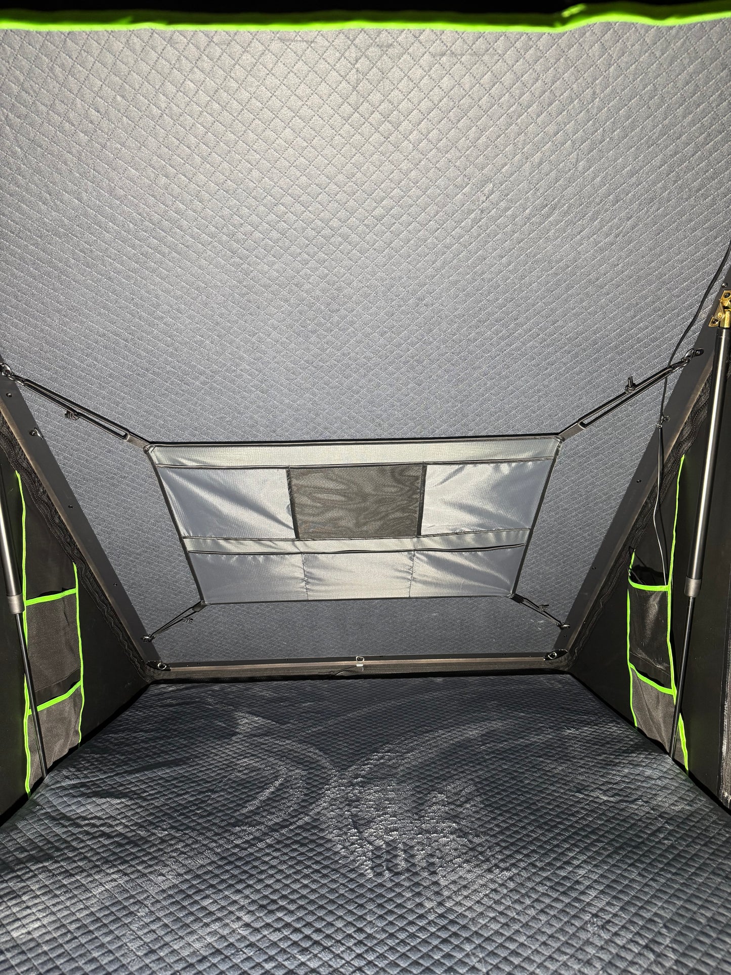 Commando Xlite Rooftop Tent Inside Image