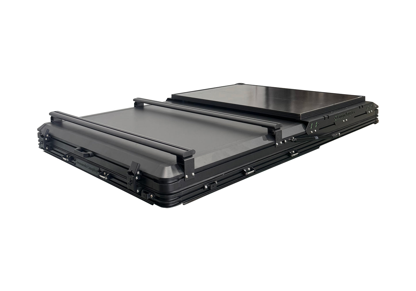Commando Xplorer Deluxe Rooftop Tent Closed Side Image